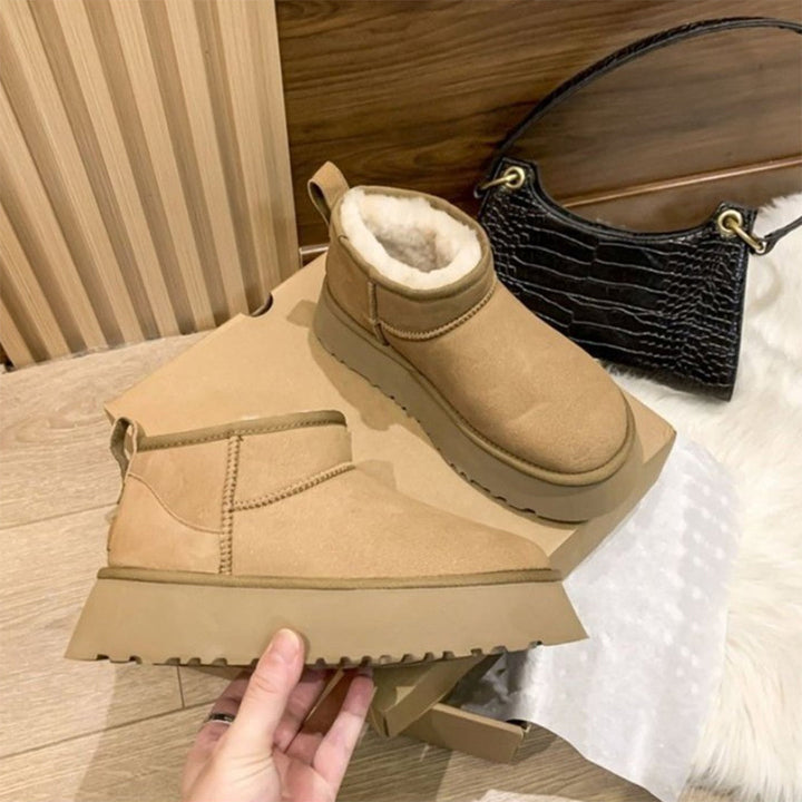 Luxuriöse niedrige Winterstiefel mit Fell - Isabella