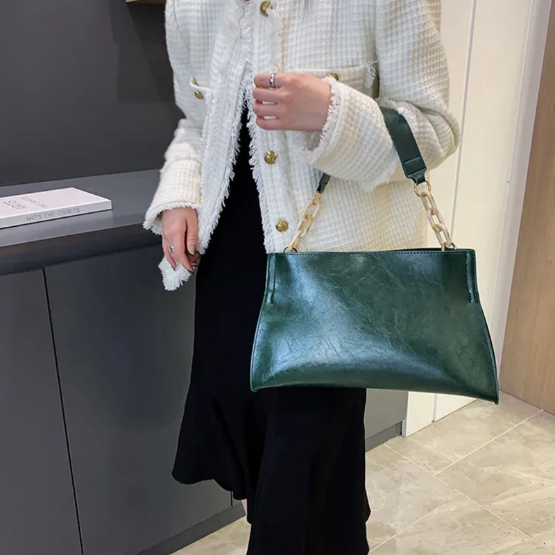 Felice Shoulder Bag | Charming & Stylish