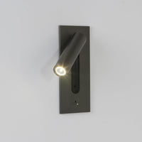 Maatschema van de wandlamp met afmetingen van de plaat en de uitstekende lichtbuis, plus zijaanzicht van de inbouwdiepte 5