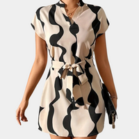 Trendiges Beiges Kleid mit Gürtel - Elena