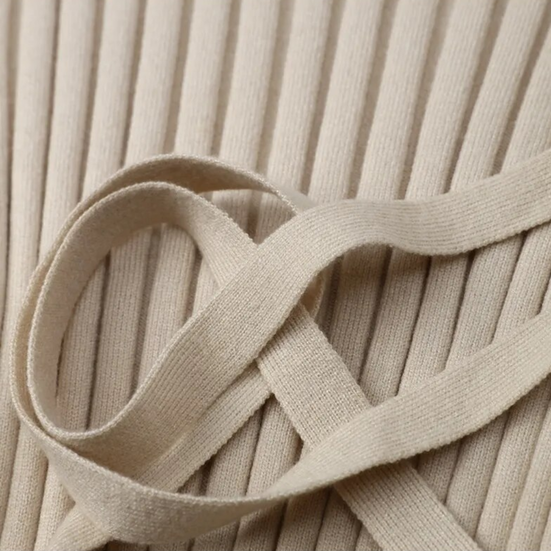 Gracie Gestricktes Maxikleid | Eng & schmeichelhaft