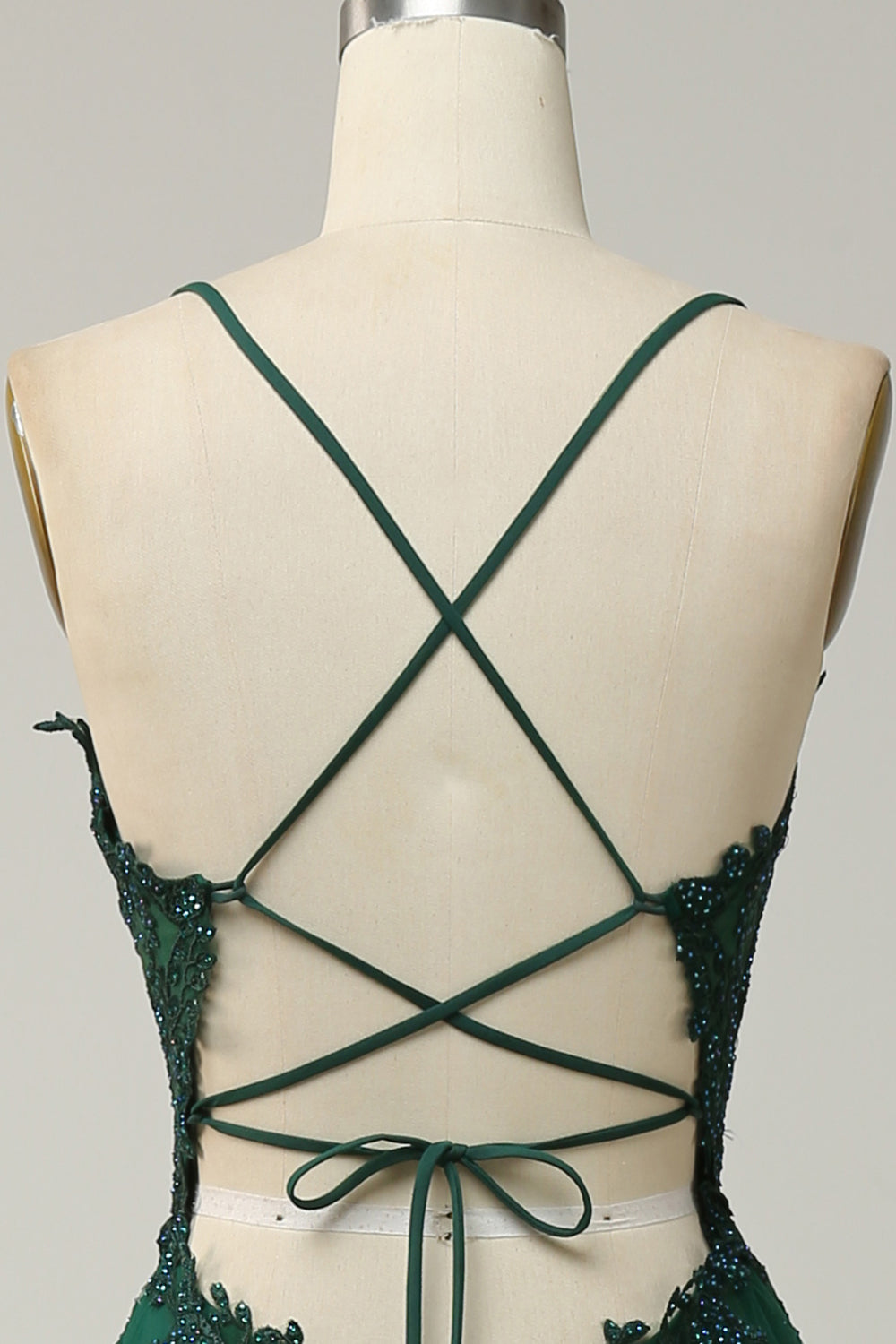 Stilvolles A-Linien Gala-Kleid mit Spaghettiträgern und Schnürung - Julia