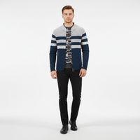 Gestreiftes Herbstvest - WarmKnit