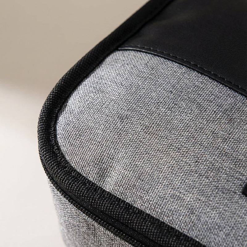 Gevouwen Hangende Toilettas - ToiletryMate