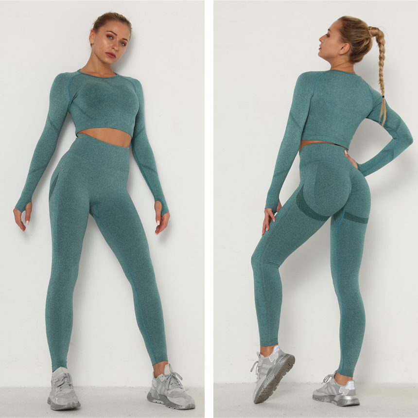 Mirie 2-piece Sports Set | Feel comfortable in this lovely set