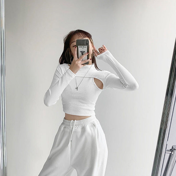 Holly Top | 2-piece top with a tough design