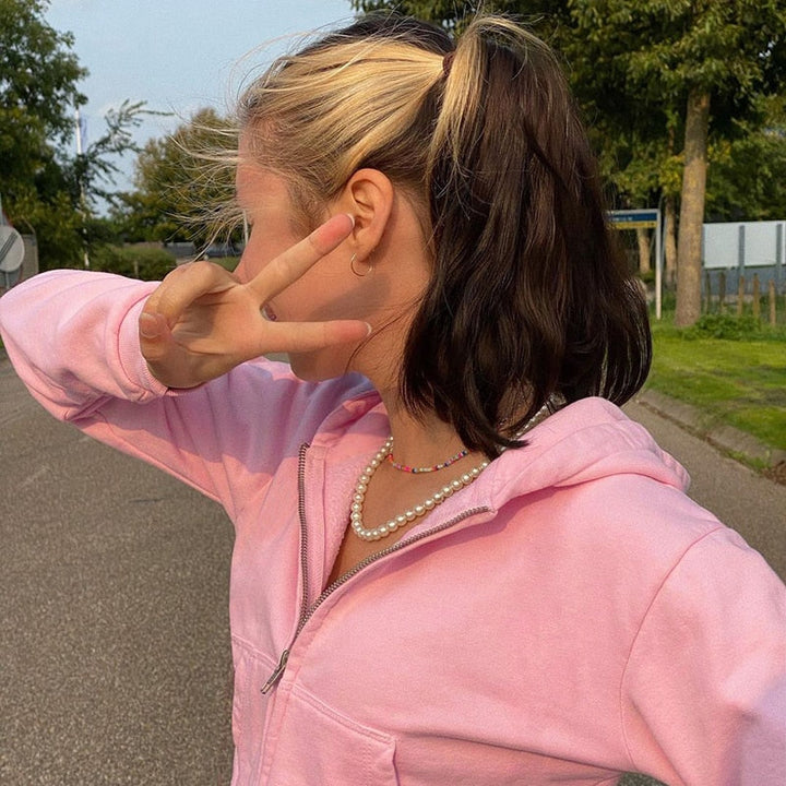 Trendiger figurbetonter Damen Cropped Zip-up Hoodie mit Kapuze - Alina