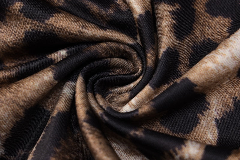 Ishani Kleid | Ein elegantes Abendkleid mit sexy Details