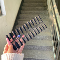 Matte Press On Nails (24 pcs) | Ideal for a night out