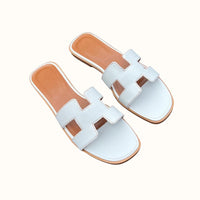 Comfortable and Fashionable Slippers - TrendySoft
