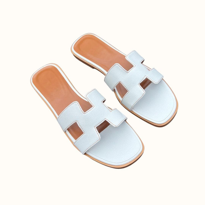 Comfortable and Fashionable Slippers - TrendySoft