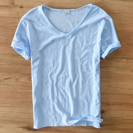 Leichtes Leinen V-Ausschnitt Shirt für Herren – Atmungsaktiv & sommerlich – Thilo