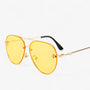 Vintage Piloten-Sonnenbrille mit Bienendetail – Halcyon