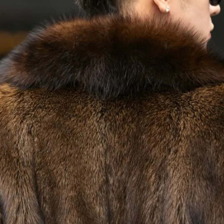 Zeitlose Herrenjacke mit Pelzoptik - Jules