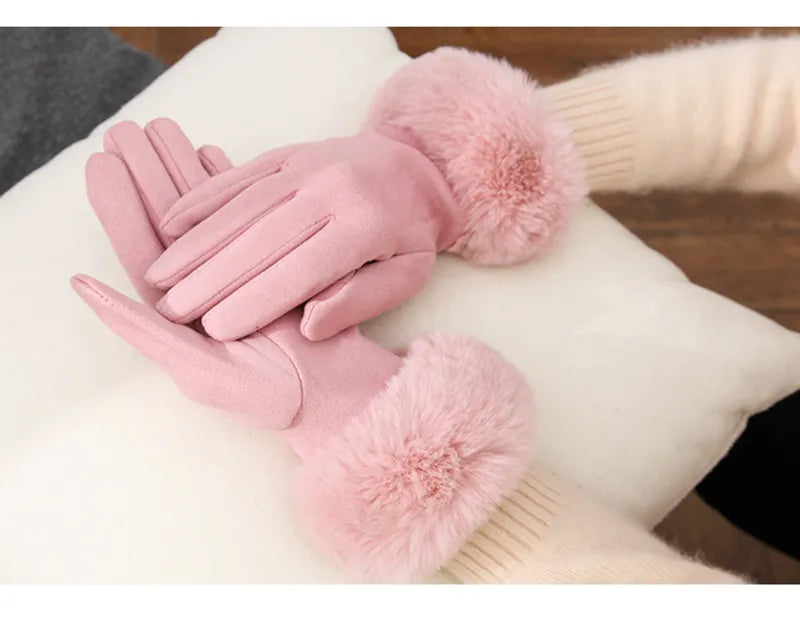 Nikki Suede Gloves | Classic & Stylish