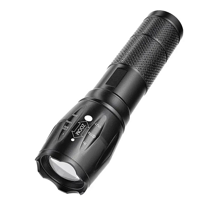 Leistungsstarke Taschenlampe - LumeTitan