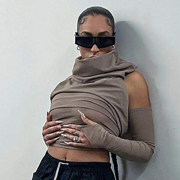 Dina Top | Modisch, herausfordernd & sexy