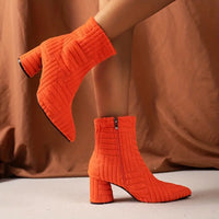 Einfarbige Damenstiefel mit Blockabsatz - Selene