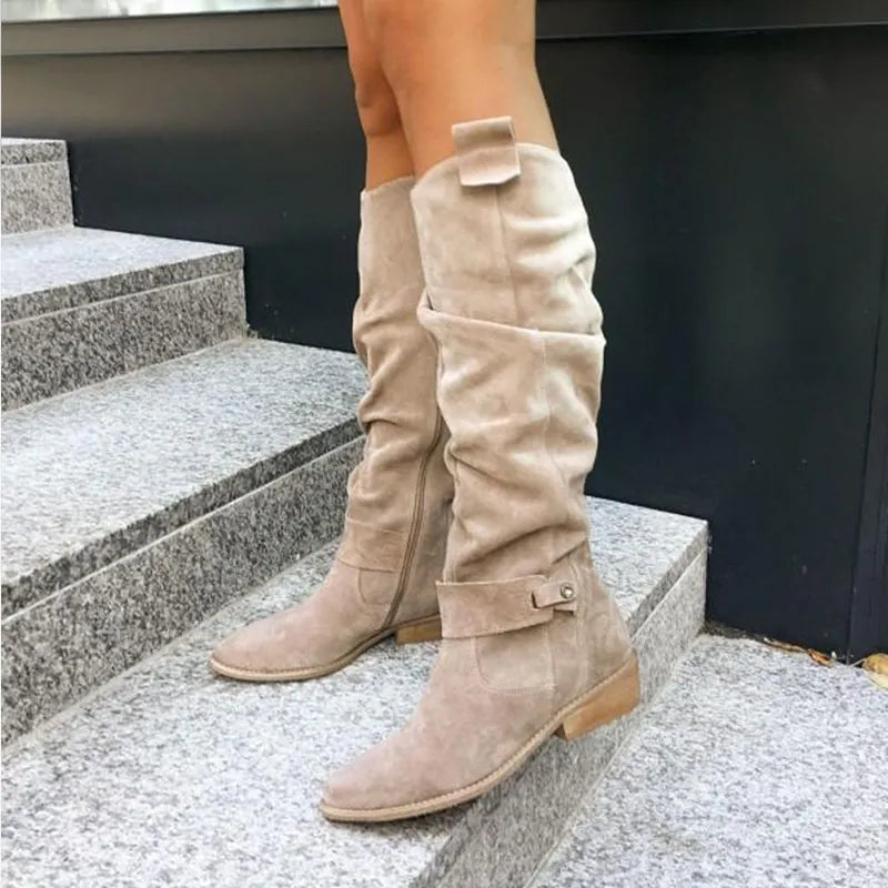 Stilvolle kniehohe Winterstiefel für Damen - Frost