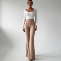 Hoch Taillierte Flared-Hose - Annika