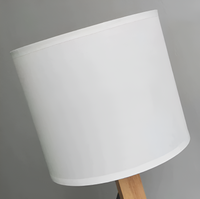 Flexible Roboter Schreibtischlampe aus Massivholz – LumoBot