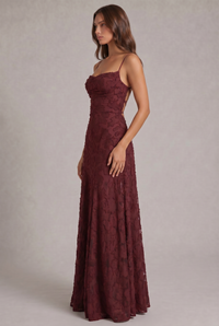 Olivia Maxi Dress - Elegant Evening Gown with Floral Texture 4