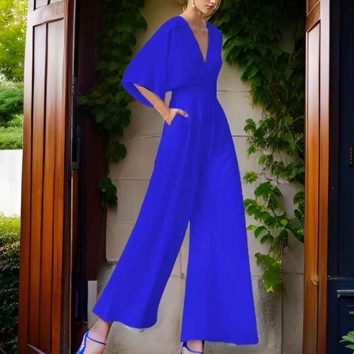 V-Ausschnitt Jumpsuit mit Dreiviertelärmeln - Aurora Chic