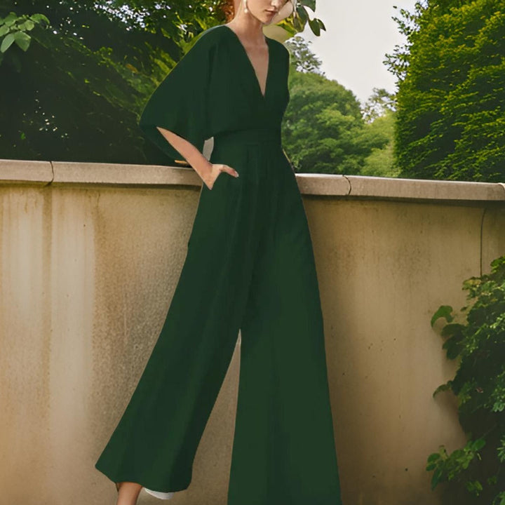 V-Ausschnitt Jumpsuit mit Dreiviertelärmeln - Aurora Chic