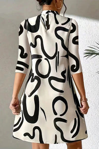 Kleid Mit Lockerem Schnitt Und Muster - Letizia
