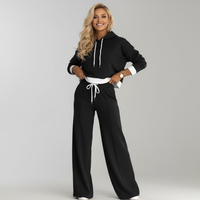 Lässiges Reise- Und Loungeoutfit - Thalia