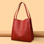 Trendige Leder-Schultertasche - Mila