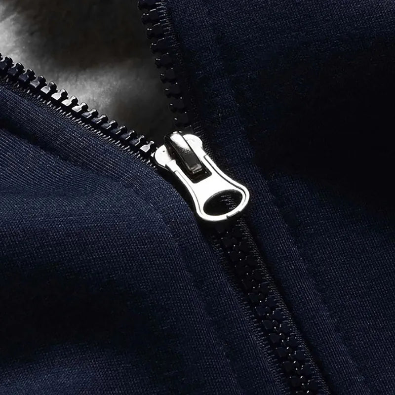 Kapuzensweatjacke | Warm zu einem günstigen Preis!