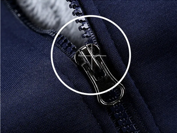 Kapuzensweatjacke | Warm zu einem günstigen Preis!