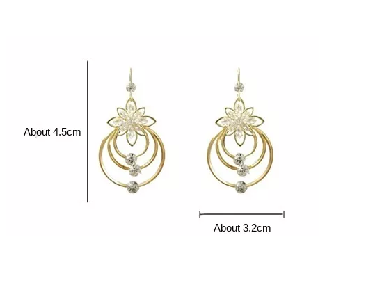 Luxuriöse goldene Ohrringe