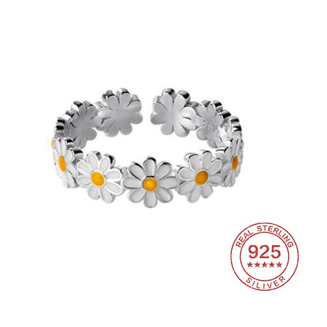 Daisy Flower Ring | Cute & Stylish