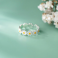 Daisy Flower Ring | Cute & Stylish