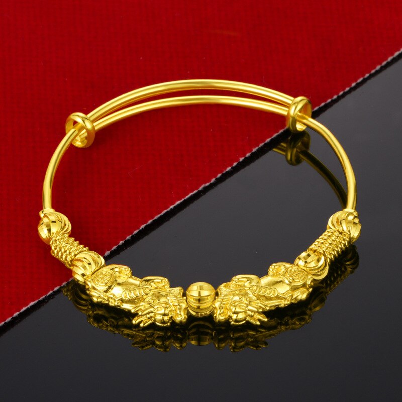 Gold-colored Lucky Charm Bracelet