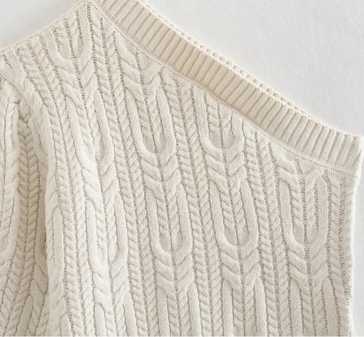 Helana crocheted top | Elegant and sexy