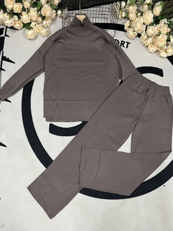 Miles Knitted Set | Classic & Stylish