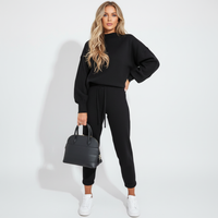 Modisches Freizeitoutfit - Lisa