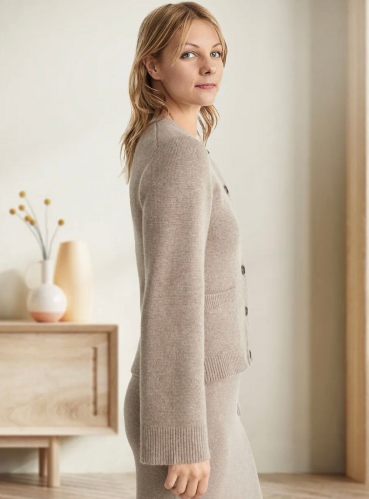 Weicher Knopf-Pullover - Eveline