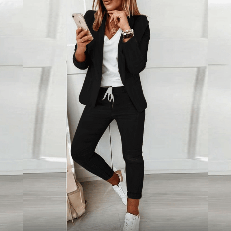 Stilvolles Damen-Outfit - Sophia