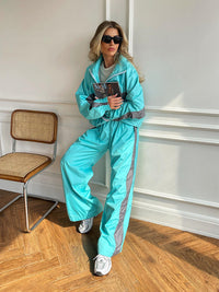 Women's Windbreaker Tracksuit Set with Wide-Leg Pants 11