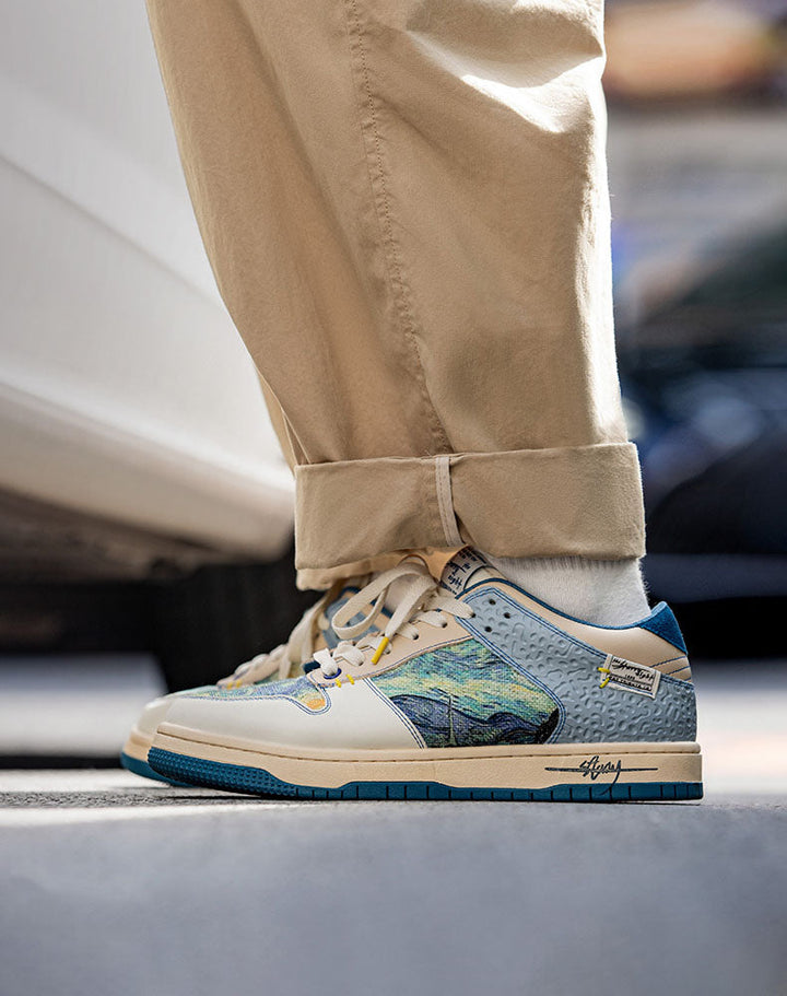 Künstlerische Unisex Sneaker mit Sternennacht-Design und bequemer Sohle – Lior