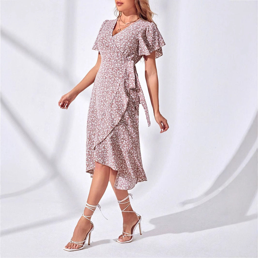 Leichtes & verspieltes Sommer-Wickelkleid mit Blumenmuster – Amira