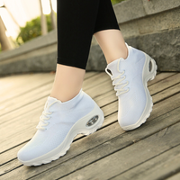 Schmerzlindernde Damensneaker - ComfortMax