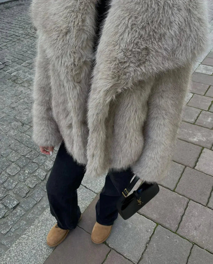 Damen Kunstpelzjacke - Olivia