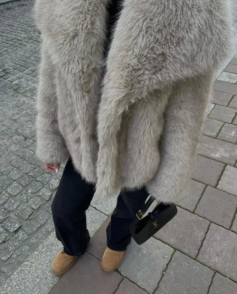 Damen Kunstpelzjacke - Olivia