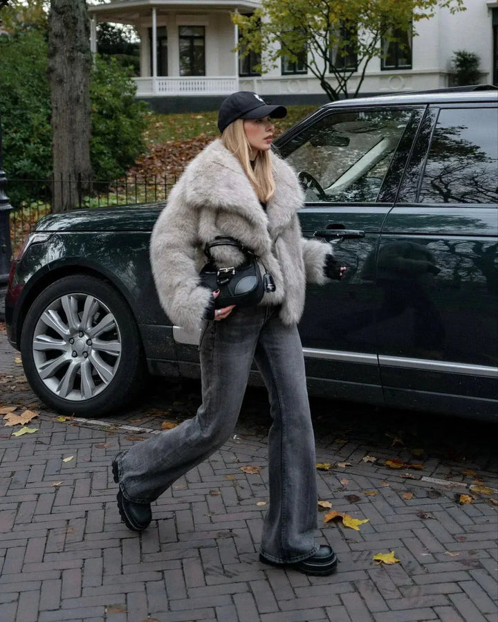 Damen Kunstpelzjacke - Olivia