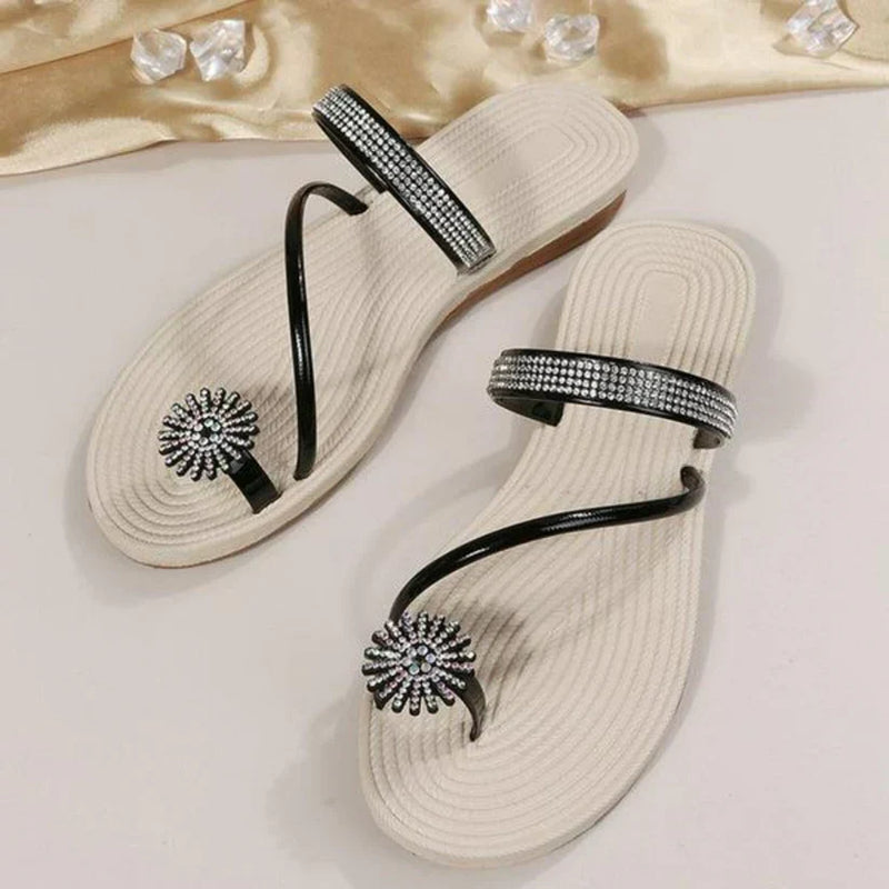 Trendige Damensandalen mit einzigartigem Schneeflocken-Detail – Arluna